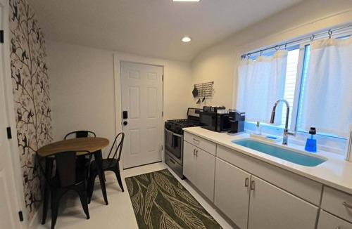 Fifth Ward Apartment | Stylish Apt in Walker's Point