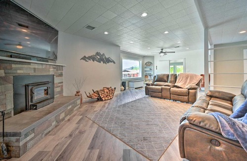 Williams House | Stylish ‘Basecamp 6850' Near Downtown Williams!