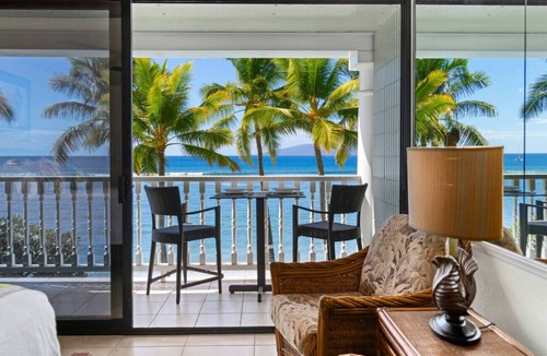 Historic Lahaina Front Street Condo | Stylish Beachfront Getaway - 3rd floor amazing views