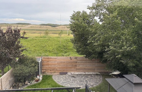 Cougar Ridge House | Stylish Calgary Haven in Cougar Ridge – Quiet Street, Close to Parks & C‑Train