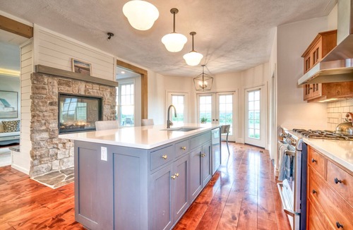 Meaford House | Stylish Capecod Country Villa on 35 beautiful acres