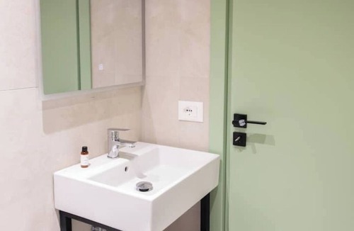 Sarande Hotel | Stylish Central Duplex Retreat | Sleeps 2–4