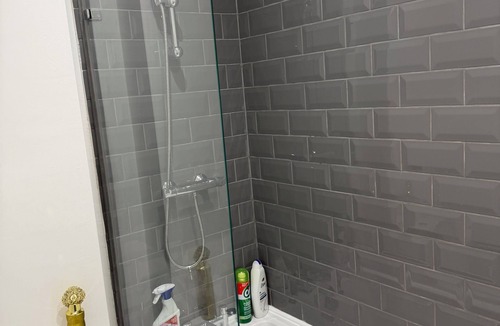 Portswood Apartment | Stylish Central Southampton 2-Bed Apartment Perfect for all types of Travelers &