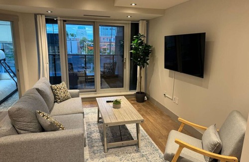 Downtown Halifax Apartment | Stylish central two bed, parking