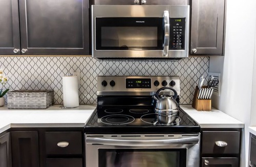 Gateway District Apartment | Stylish Chic Downtown Apartment