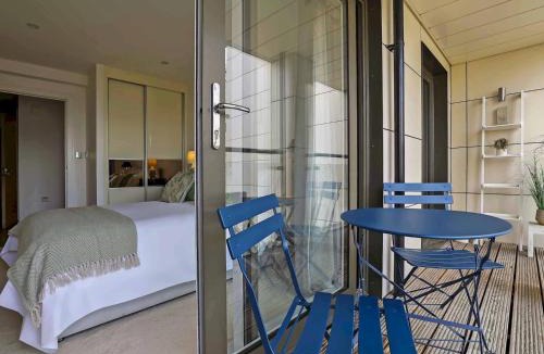 Canbury Apartment | Stylish comfortable apartment in central Kingston - Pass the Keys