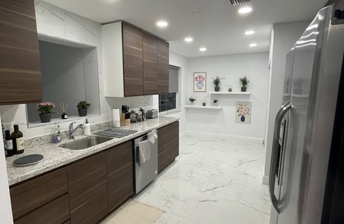 Hallandale Beach House | Stylish, Comfortable 3 bedroom house