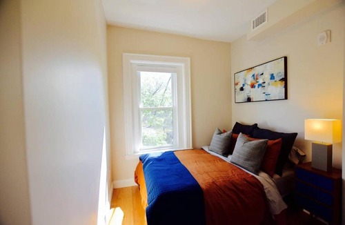 Highland Park House | Stylish Comfortable Luxury Near T