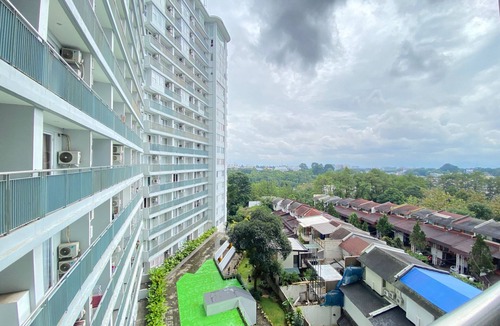 Hegarmanah Apartment | Stylish & Comfy Studio at Dago Suites Apartment