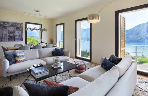 Azzano Villa | Stylish contemporary villa with pool and views over Lake Como! - Villa Nadea