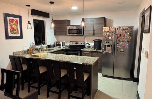 Santa Ana Apartment | Stylish & Cozy Apartment in Santa Ana