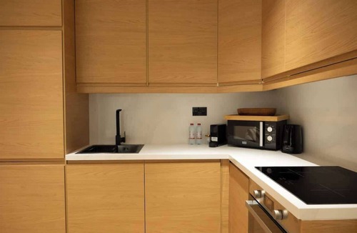 Business Bay Apartment | Stylish cozy studio in the heart of Business Bay