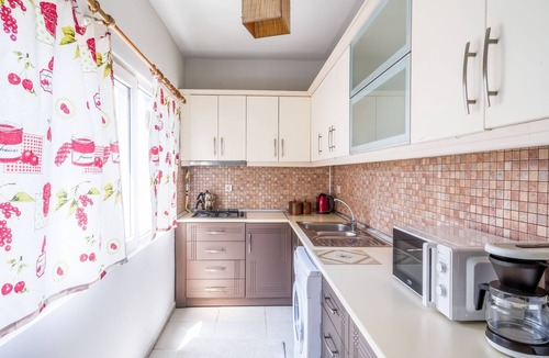 Besiktas Apartment | Stylish Duplex, Balcony, Near Taksim, Besiktas