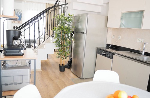 Beyoglu Apartment | Stylish Duplex with Private Terrace & Golden Horn View – 5 min to Istiklal