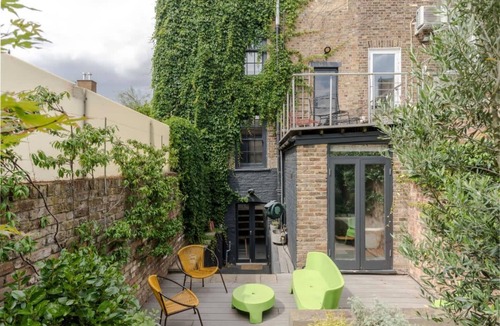 Islington Apartment | Stylish Georgian Townhouse w Sun Terrace Garden