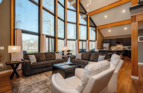 McHenry House | Stylish Golf Retreat w/Pool & Hot Tub
