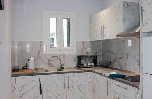 Kassiopi Apartment | Stylish Gound Floor Two Bedroom Flat in Kassiopi