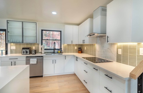 Charlottesville House | Stylish Home Minutes to UVA, Hospitals, & Downtown