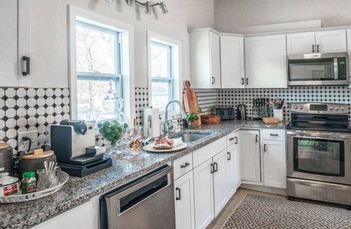 Hyannis House | Stylish Hyannis Hideaway! 5 min from Main St!