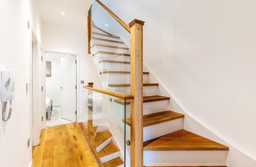 Kensington House | Stylish Kensington Home & Roof Terrace
