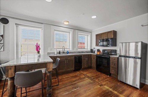Conway Condo | Stylish Loft Steps Away from Main Street