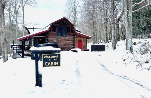 Prattsville Cabin | Stylish, Luxury Mountain House 10 Mins to Windham