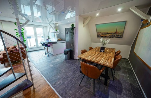 Sudostviertel Apartment | ☆ Stylish maisonette | Central | Luxury