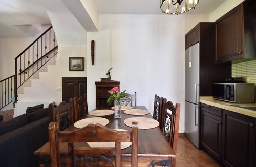 Vourvourou Villa | Stylish Maisonette With 3 Bedrooms in Vourvourou, Greece