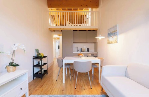 Oliveira do Castelo Apartment | Stylish & Modern Flat by HostWise