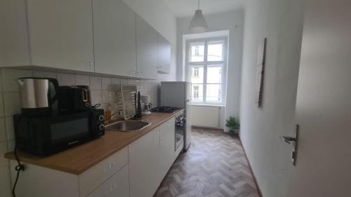 Landstrasse Apartment | Stylish Multi Apt Perfect for Group Stays