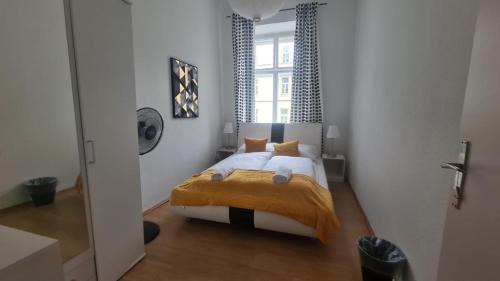 Landstrasse Apartment | Stylish Multi Apt Perfect for Group Stays
