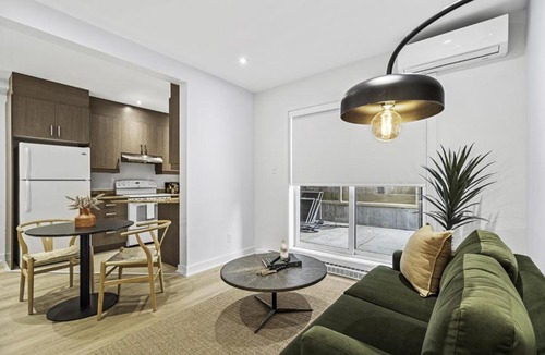 Little Italy Apartment | Stylish Open-Space Studio by Jean Talon Market