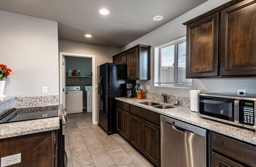 Kingman Apartment | Stylish & Pet-Friendly: Cozy Modern Space