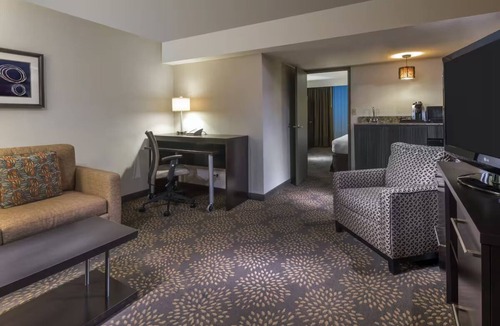 Camelback East Hotel | Stylish Pet-Friendly Getaway with Outdoor Pool, Fire Pit & Modern Interior