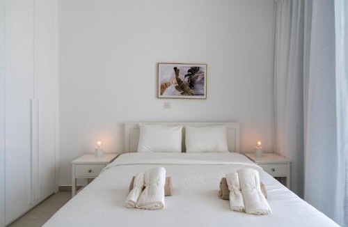 Chlorakas Villa | Stylish Poolside Villa at Paphos