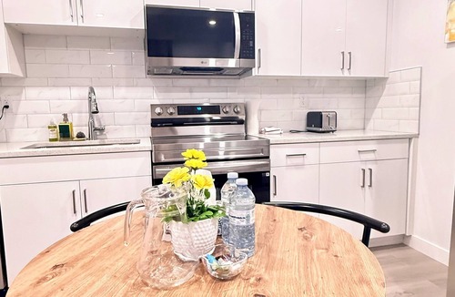 Southwest Calgary Apartment | Stylish Private Suite | Free Parking + Wi-Fi