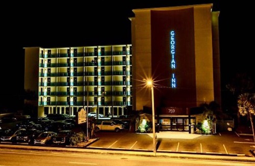 Georgian Inn Resort | Stylish Sea Cabin with ocean views that everyone will love!! Over 500 Reviews!