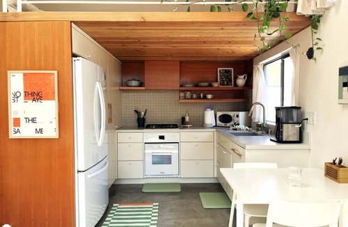 Eagle Rock Apartment | Stylish & Serene Eagle Rock Casita