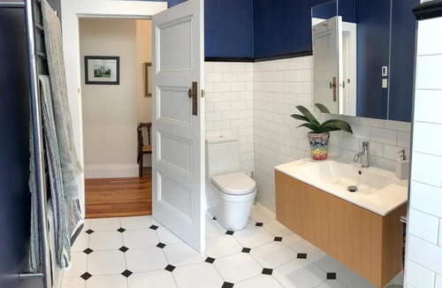 Grey Lynn Villa | Stylish Spacious 2 Bed Villa Near Ponsonby