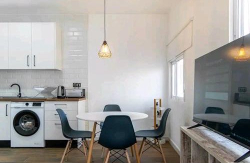 L'Albufereta Apartment | Stylish & Spacious Fully Equipped Studio-4 minutes walk to Albufereta Beach