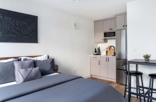 Columbia City House | Stylish Studio in Columbia City Seattle