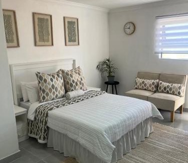 Germiston Apartment | Stylish Studio in Hazel Park