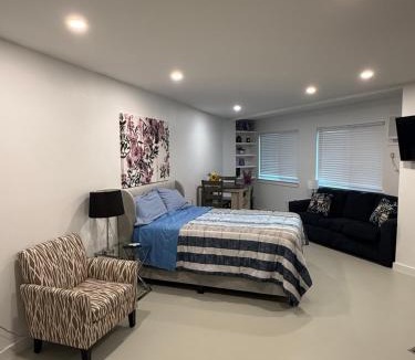 April Sound Apartment | Stylish Studio on Lake Conroe