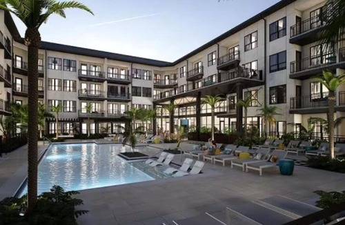 Tampa Apartment | Stylish Studio with One Queen Bed | Raymond James!