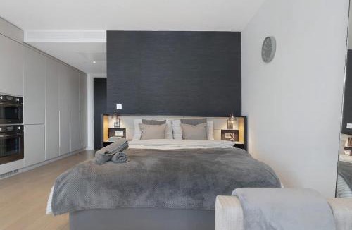 Manchester City Centre Apartment | Stylish Studio With Wi-Fi and Shared Spa Facilities