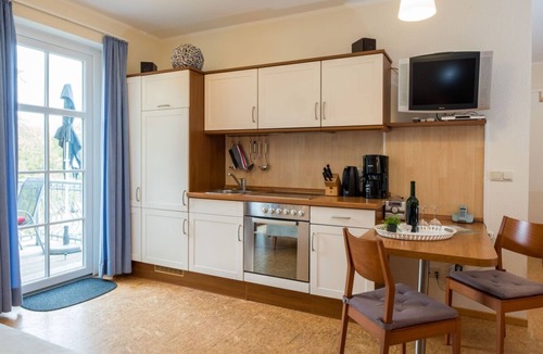 Muritz Apartment | Stylish vacation apartment in a manor house on Lake Plau