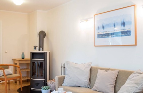 Muritz Apartment | Stylish vacation apartment in a manor house on Lake Plau