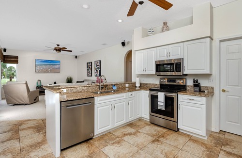 Palm Harbor House | Stylish Vacation House in Palm Harbor