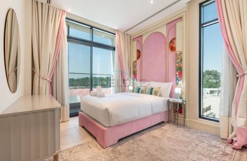Dubai Villa | Stylish Villa with Private Pool, Near Clubhouse, Jumeirah Golf Estates by Deluxe Holiday Homes