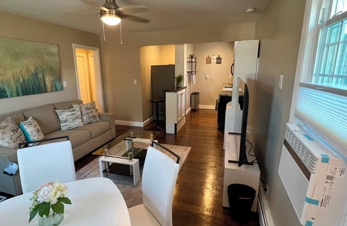 Patchogue Apartment | Stylish yet cozy experience at this centrally-located place in Patchogue.
